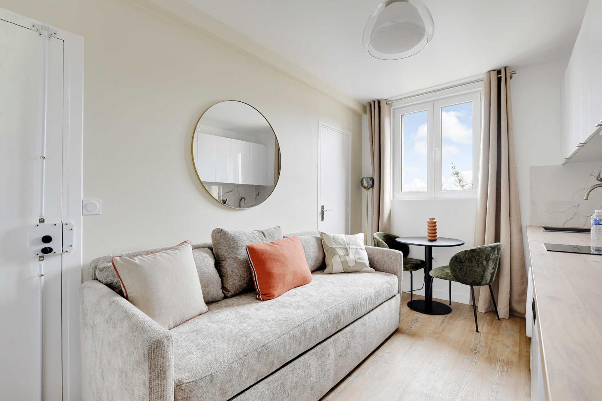 Cosy Apartment - 1Bdr For 3P - 이브리쉬르센 외부 사진