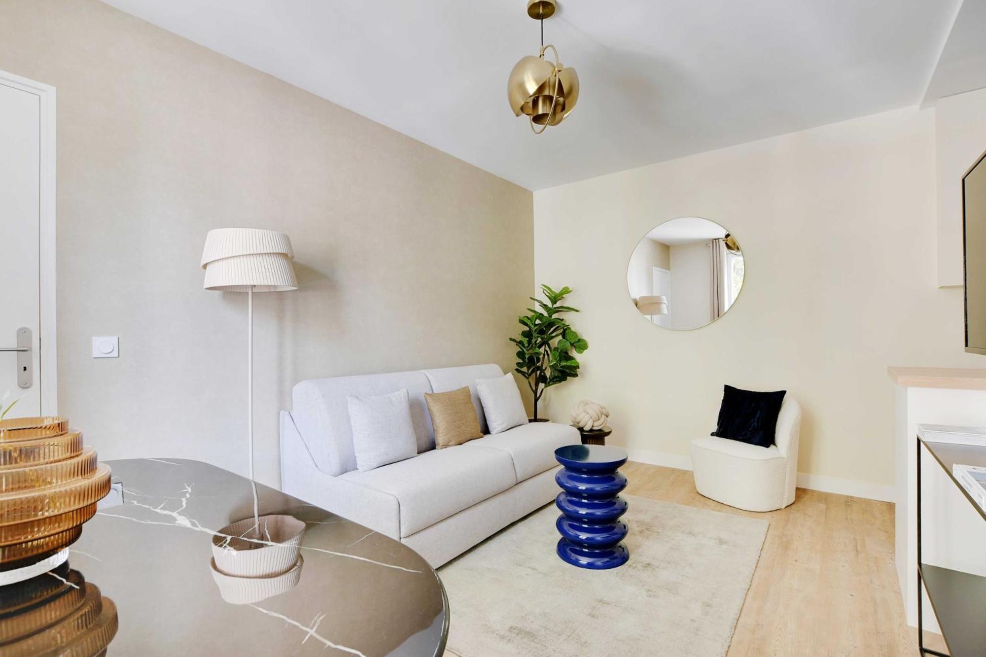 Cosy Apartment - 1Bdr For 3P - 이브리쉬르센 외부 사진