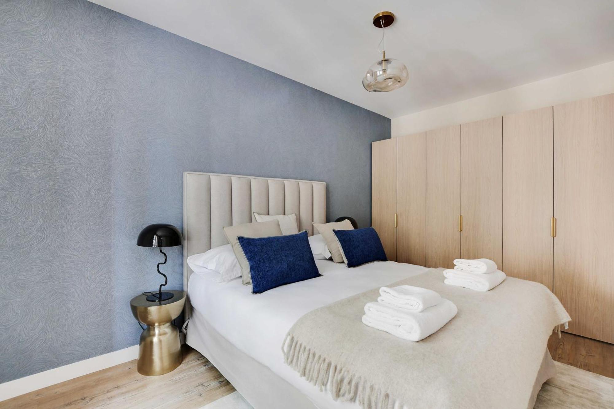 Cosy Apartment - 1Bdr For 3P - 이브리쉬르센 외부 사진