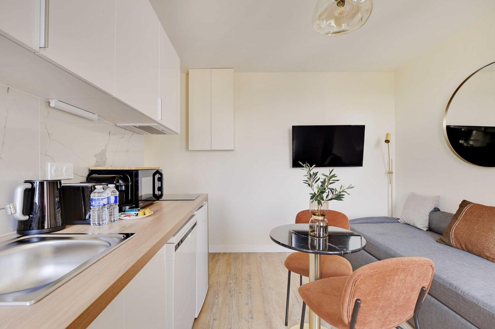 Cosy Apartment - 1Bdr For 3P - 이브리쉬르센 외부 사진